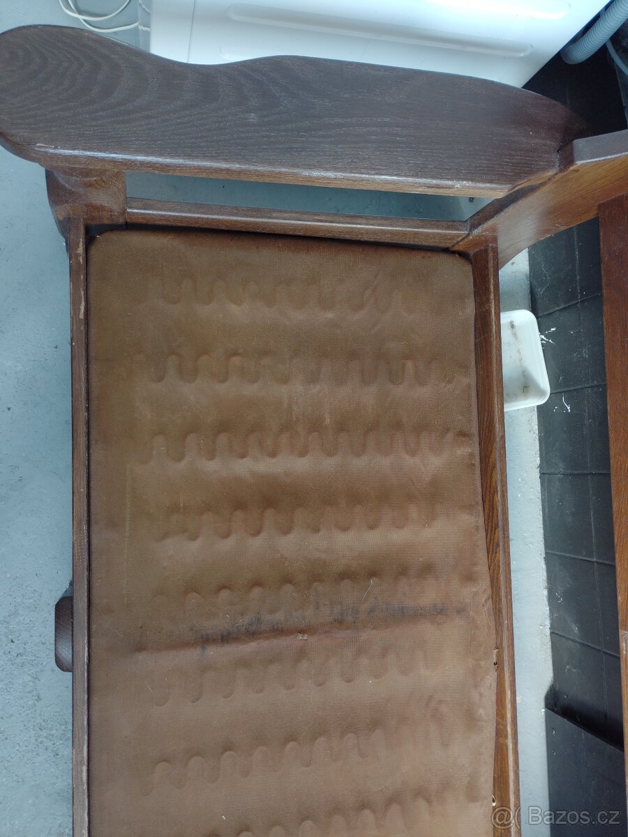 Masivní rám postele / gauče, holandský styl - 5