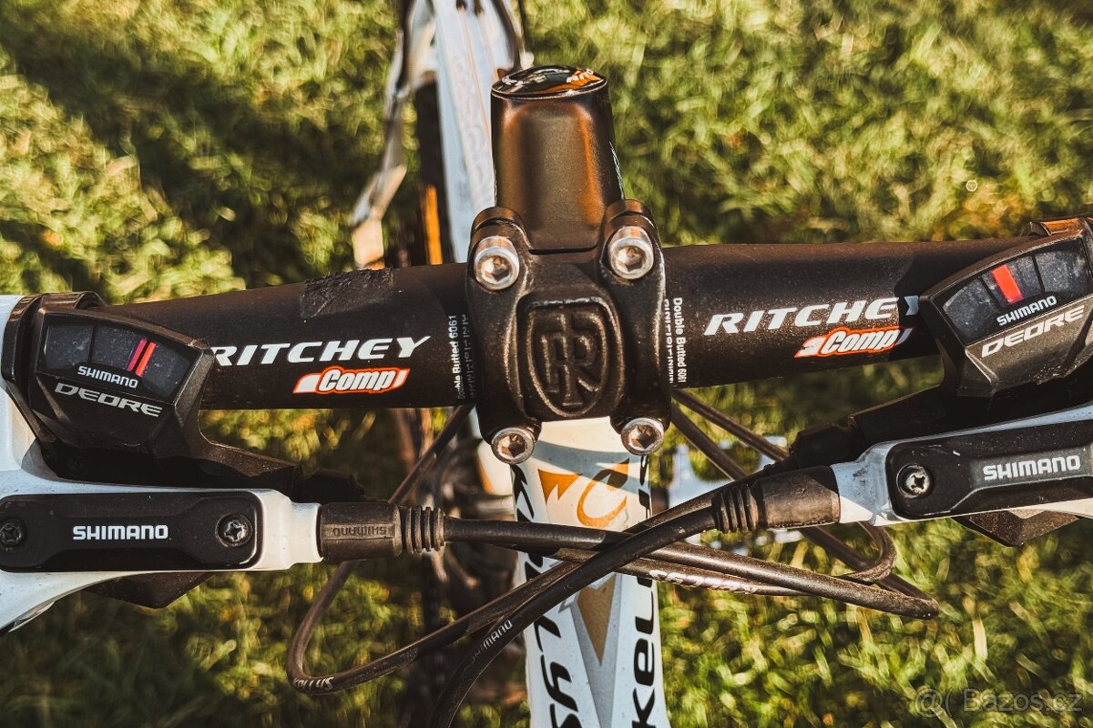 Horské kolo Kellys Magnus XC - výbava Shimano SLX/DEORE - 5