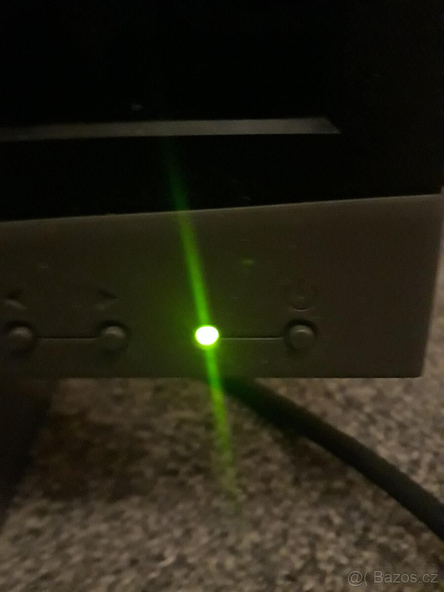 BAREVNÝ LCD MONITOR 17 PALCŮ ZN. LENOVO - 5