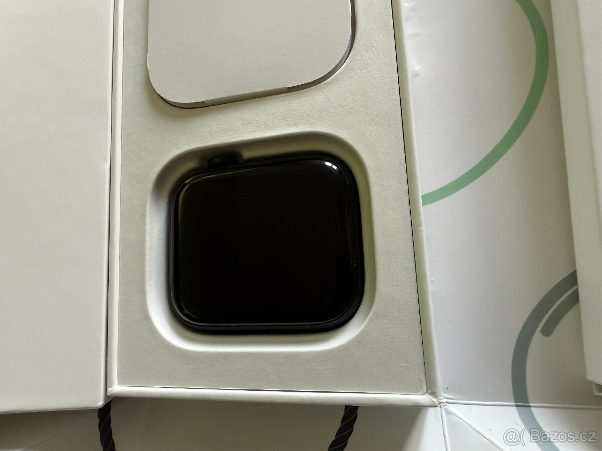 Apple Watch SE 44mm Midnight - 5
