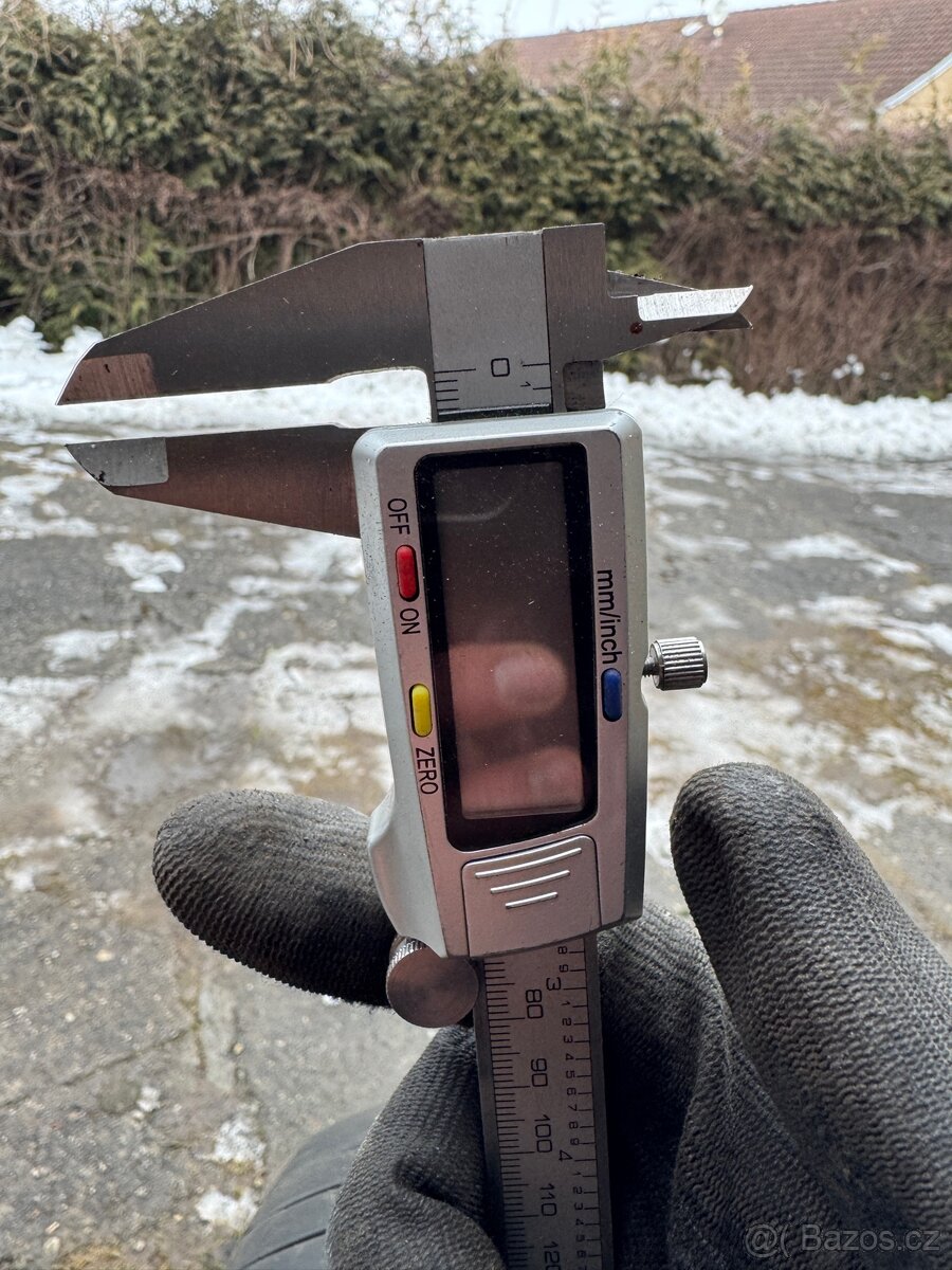 Pirelli Powergy 245/45 R19 102Y - 5