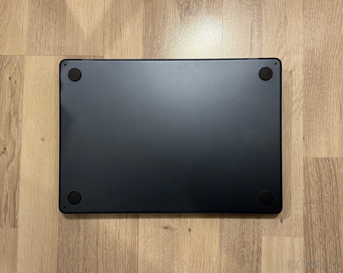 MacBook Air 15 M3 CZ (2024) Temně inkoustový - 5