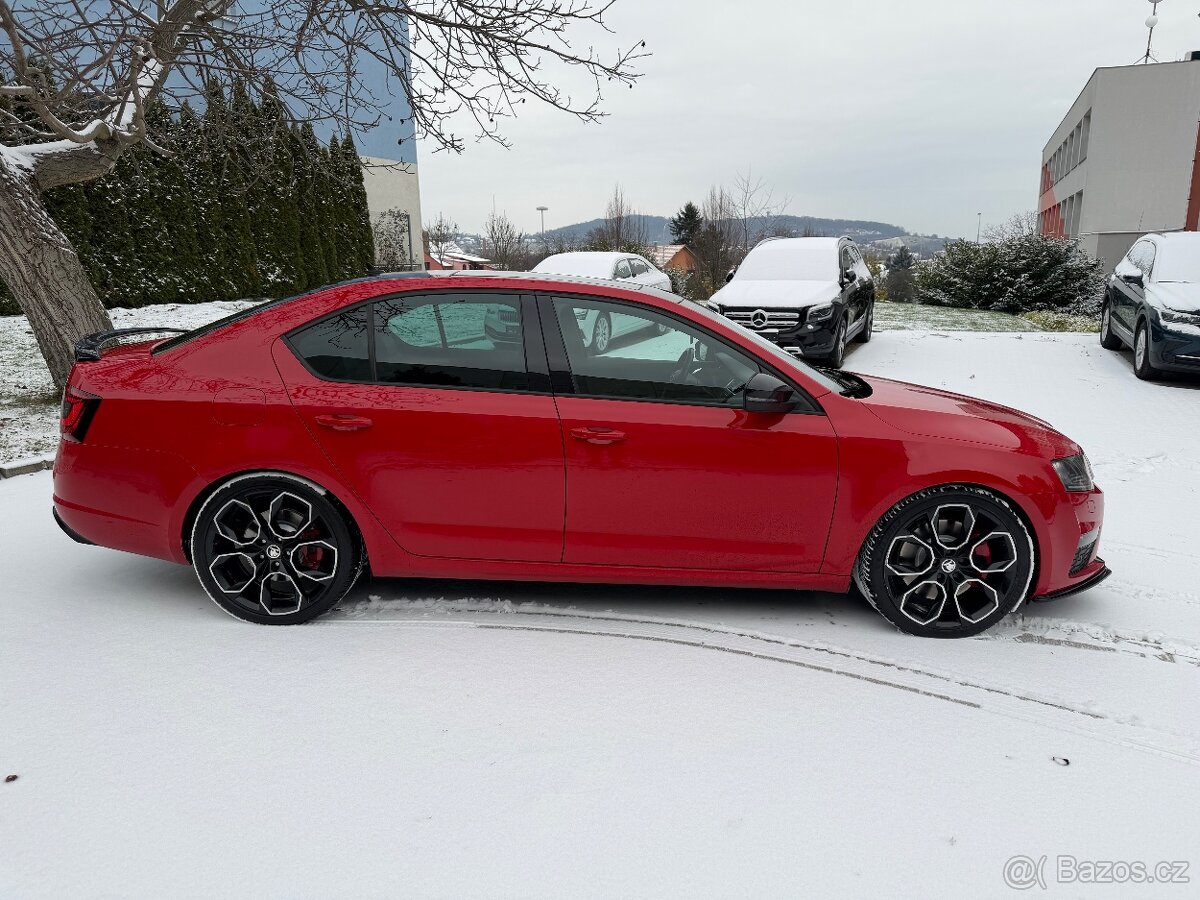 ŠKODA OCTAVIA 3 RS 230 2.0TSI 169KW DSG - 5
