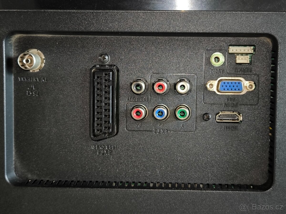 Zánovní LCD TV PHILIPS 26" s držákem na zeď. - 5