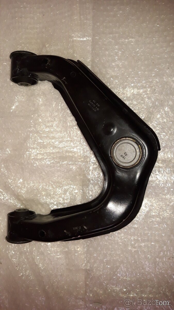 Nissan Navara : Rameno - 5