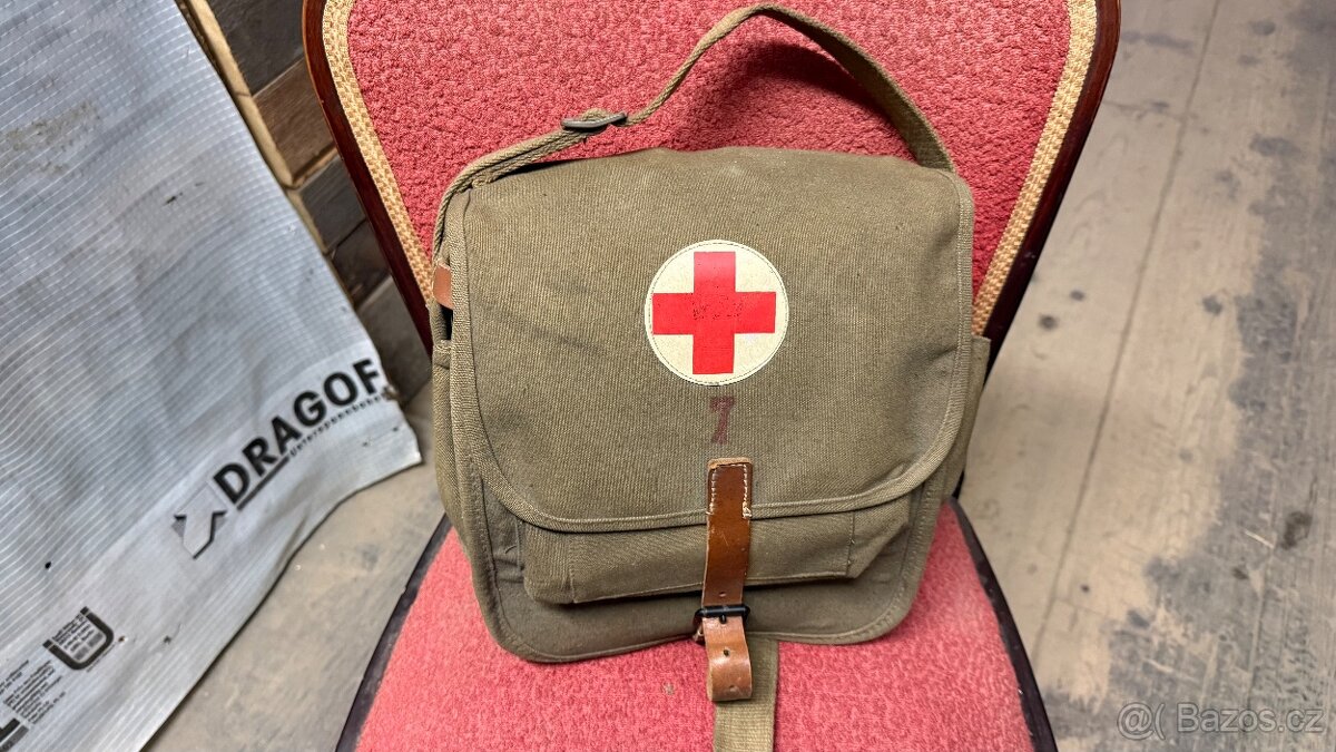 Vojenská zdravotnická brašna ČSLA - 5