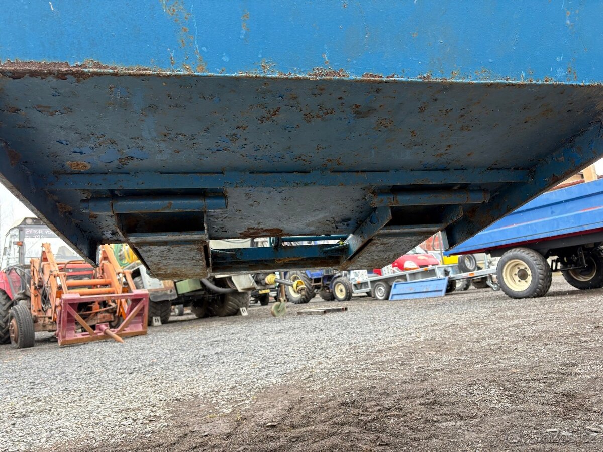 Bedna za traktor - 5