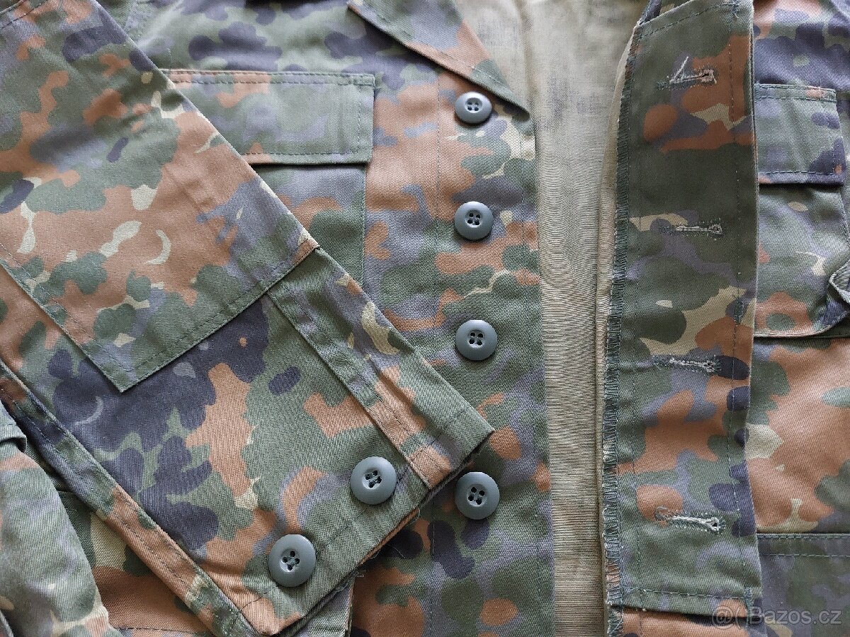 maskáčová blůza, vel. 152, vesta a tricko vel. M - 5