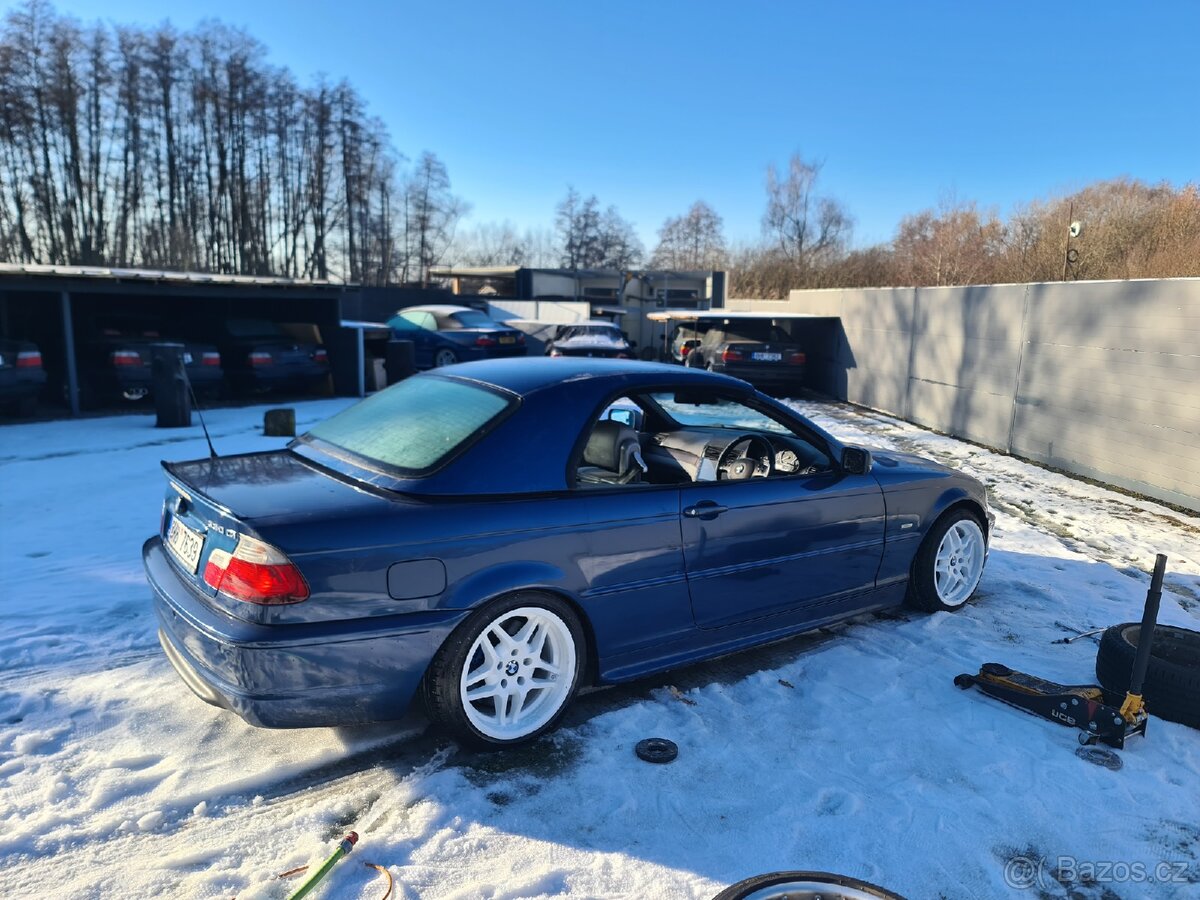 BMW E46 330i Cabrio plus Hardtop TOPAS BLUE - 5