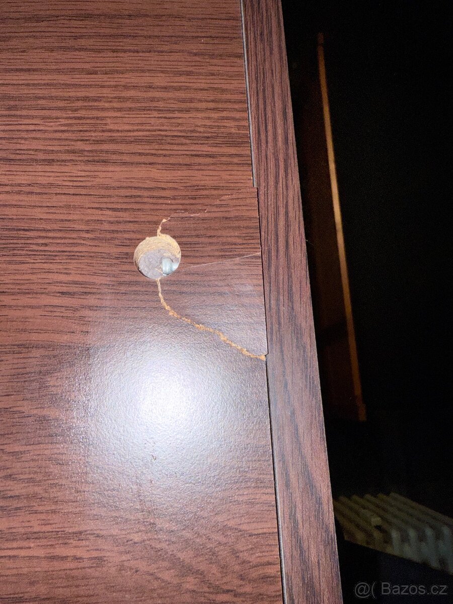 Šatní skřín se zrcadlem - 5