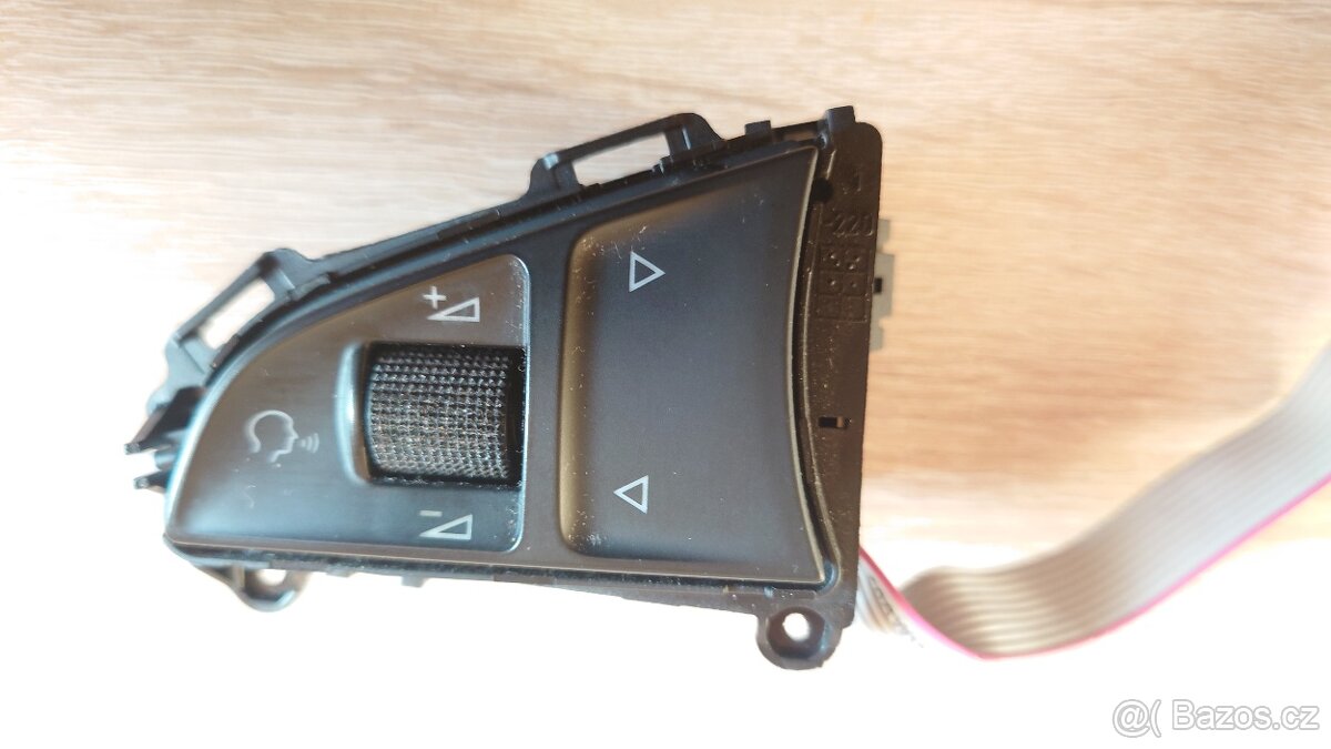 Ovládání multifunkčního volantu 3V0919719A - 5