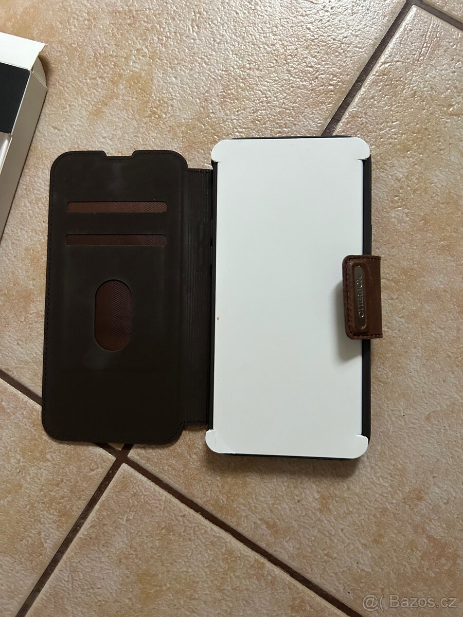 Kožený obal na iPhone 14/15 plus - 5