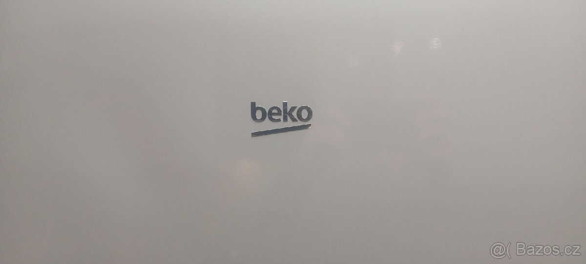 Lednice s mrazákem Beko - 5