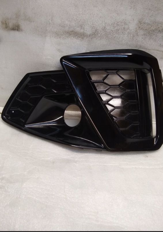 Mřížky nárazníku AUDI A4 S4 B9 face S-line - 5