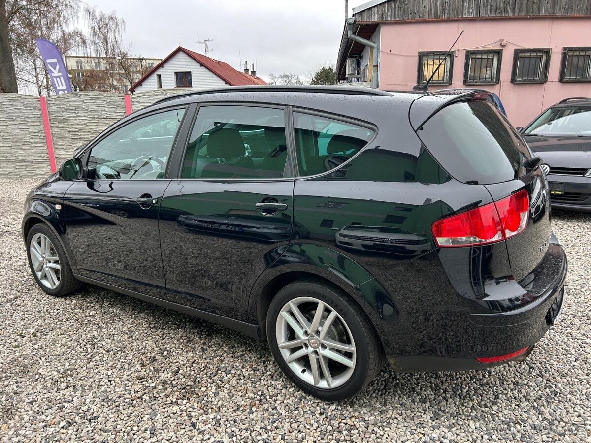 Seat Altea, XL2.0 TDi 103KW 4x4 pěkný stav - 5