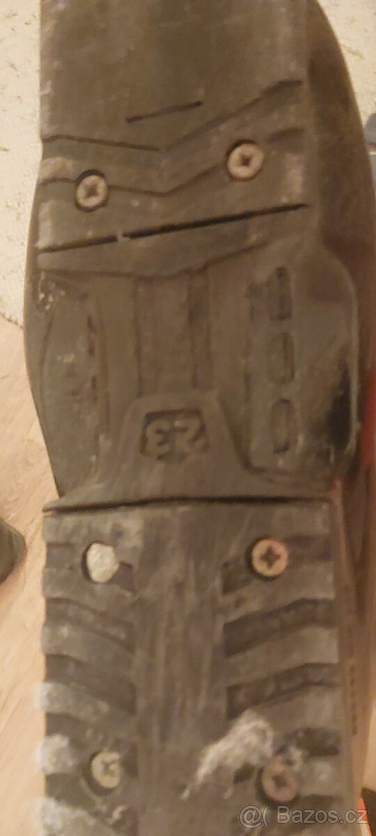 Prodám dětské lyže 120cm, set s botami a hůlkami - 5