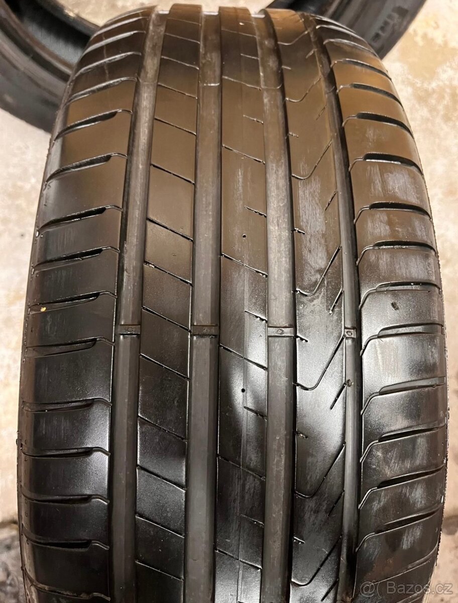 Letní pneu 235/55/18 - 5