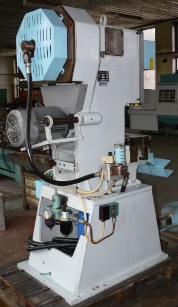 Lis výstředníkový LEV 10 - 5