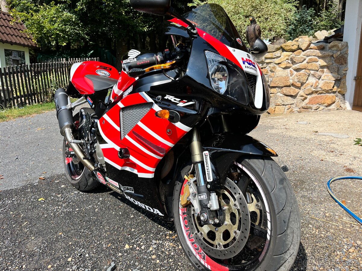 Honda vtr 1000 sp-2 - 5