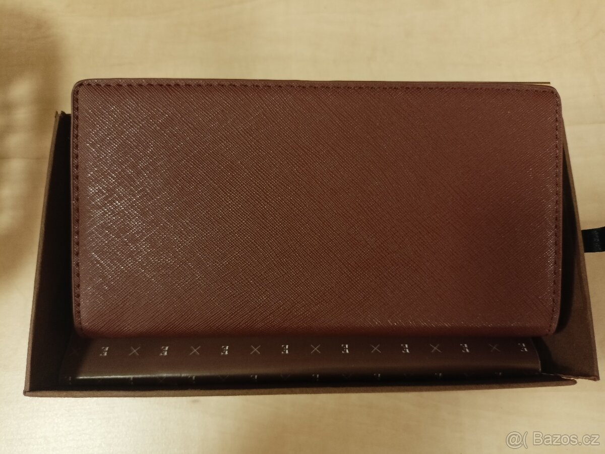 NOVÁ DÁMSKÁ PENĚŽENKA - 5