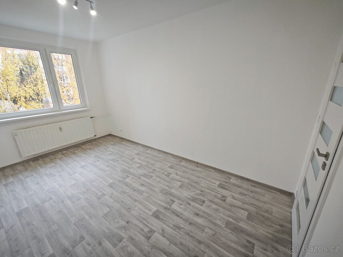 Prodej bytu 3+1, 59 m² Jablonec - 5