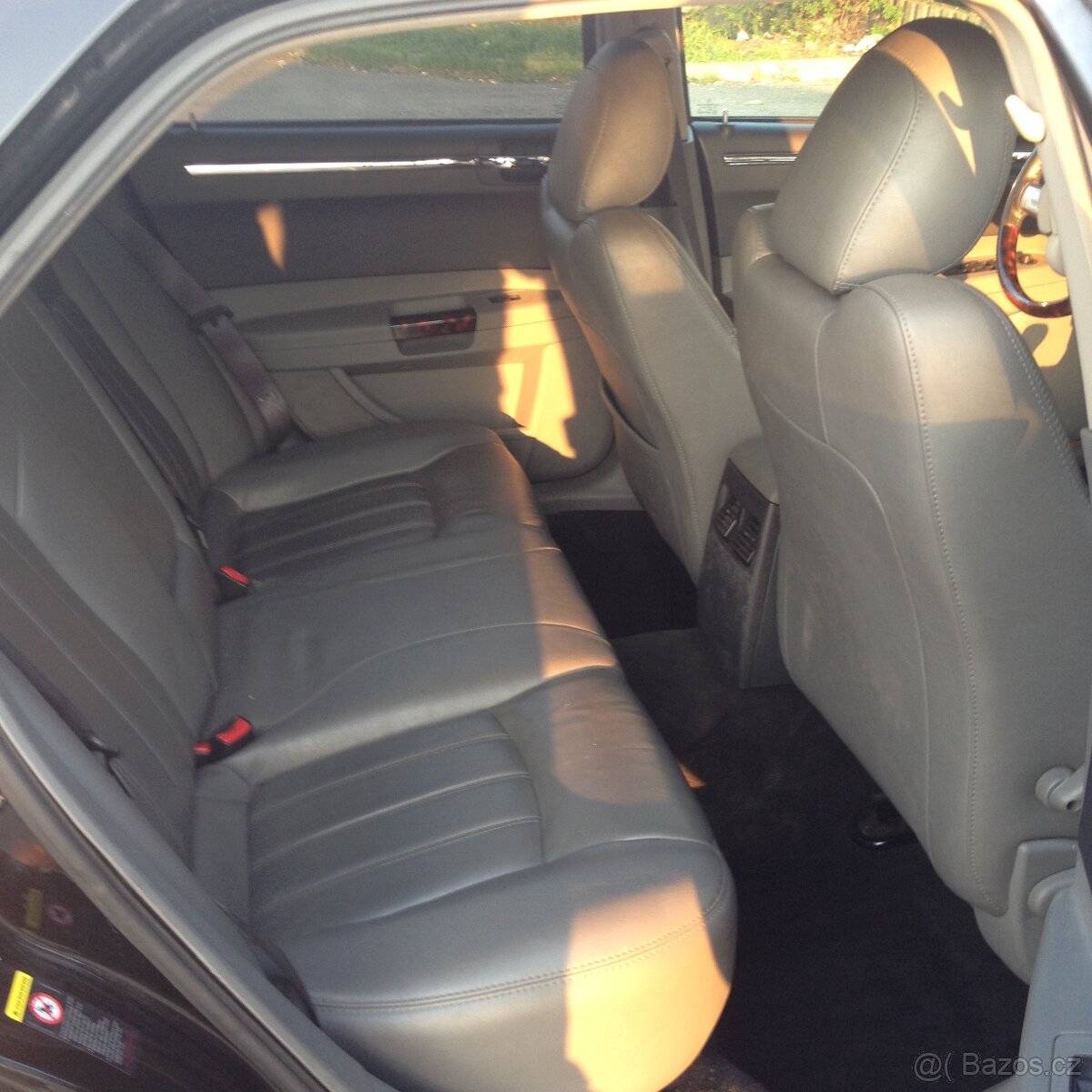 CHRYSLER 300C - 5