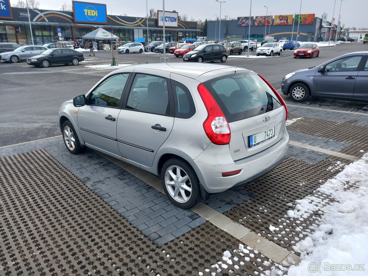 Prodám Lada Kalina 1.6 2017 nová stk do 2028 - 5