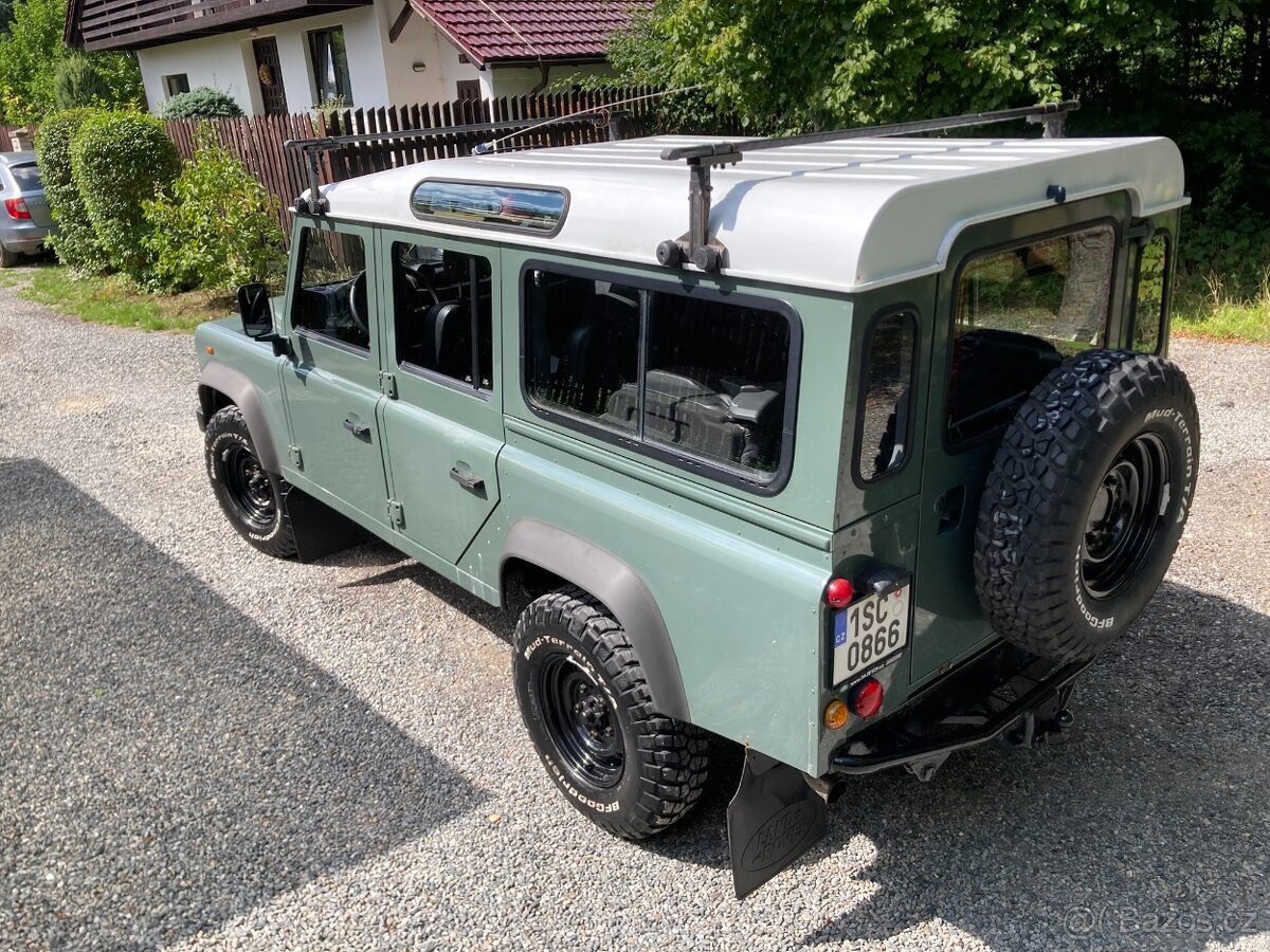 Land Rover DEFENDER 110 STW, r.v.2011