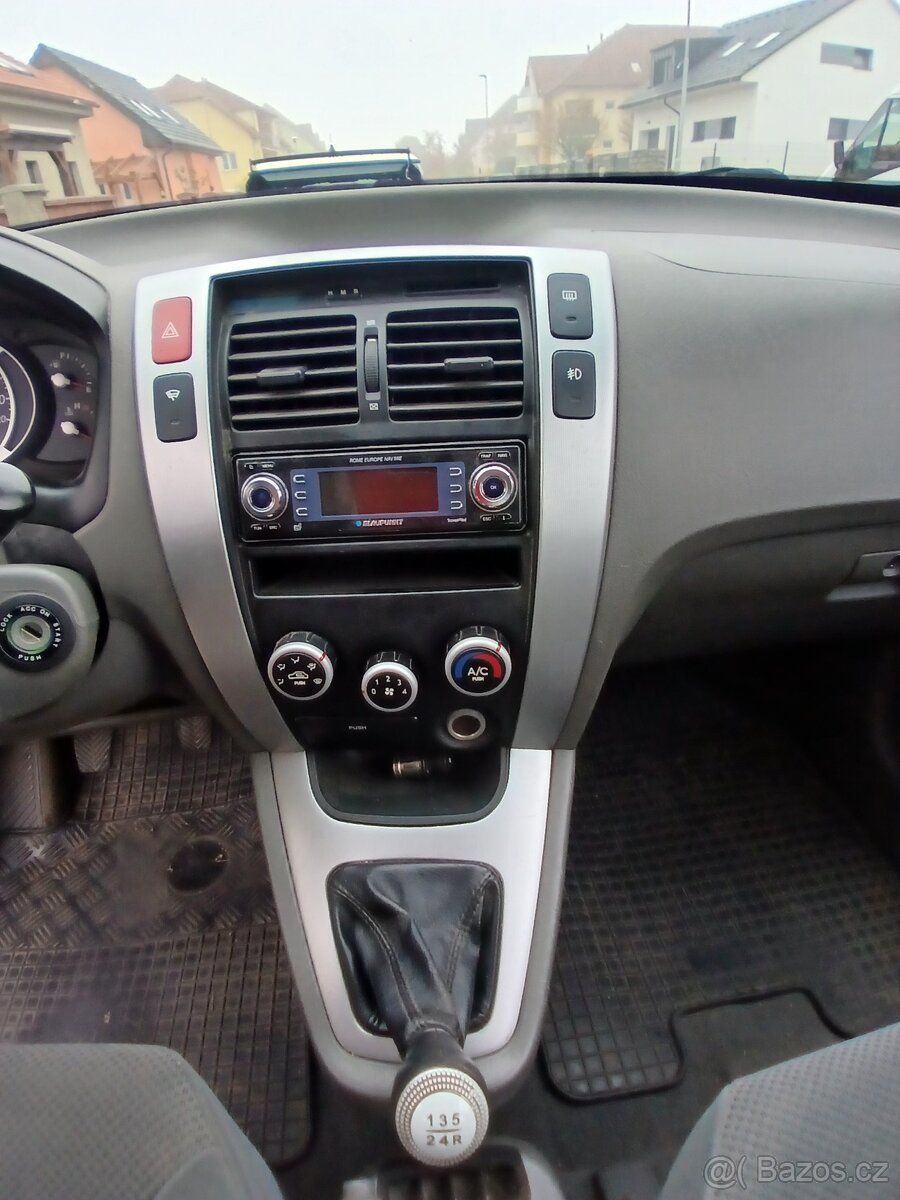 Hyundai tucson 2006 - 5