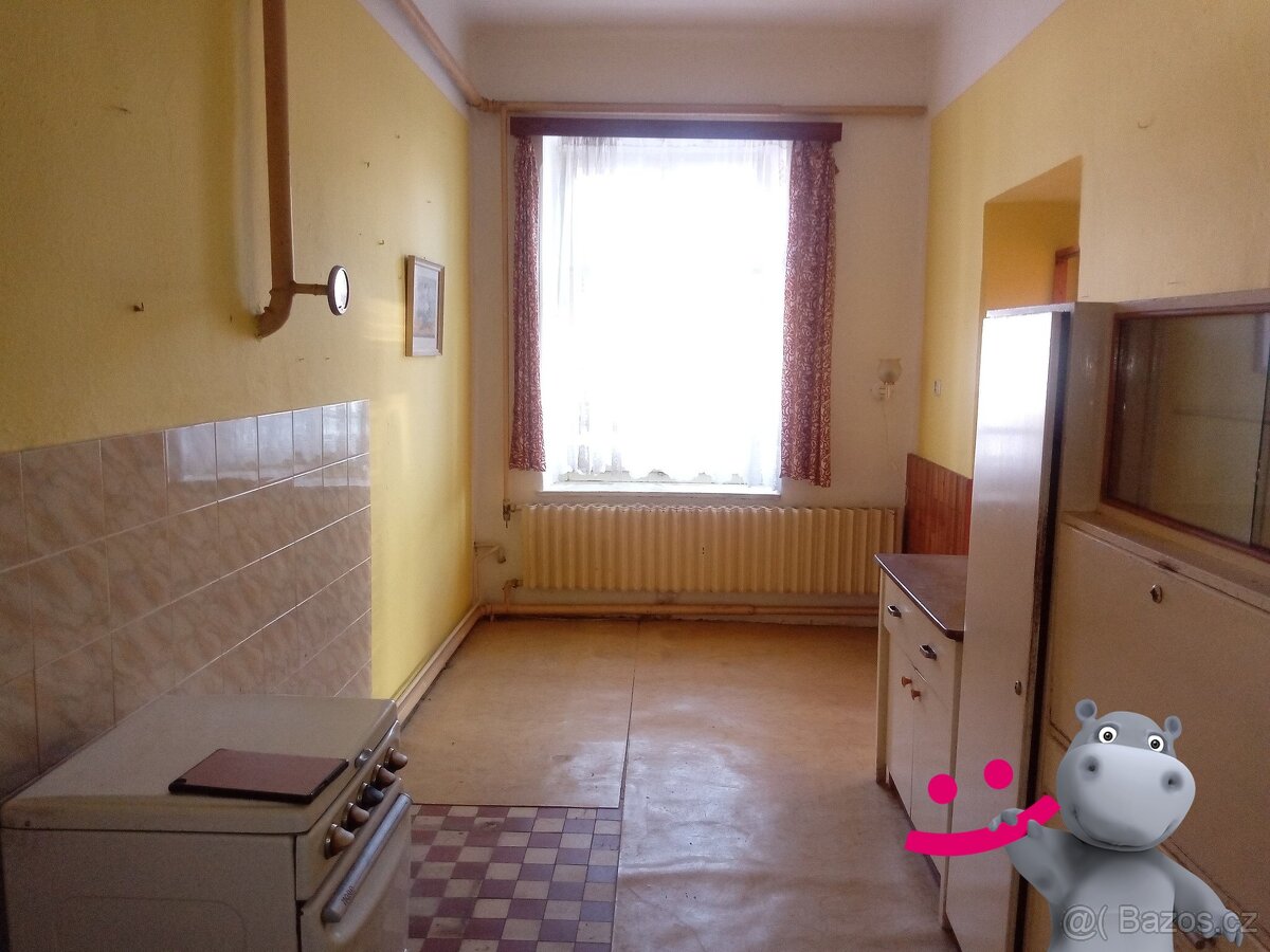 Prodej činžovního domu, užitná plocha 846 m², na pozemku 710 - 5