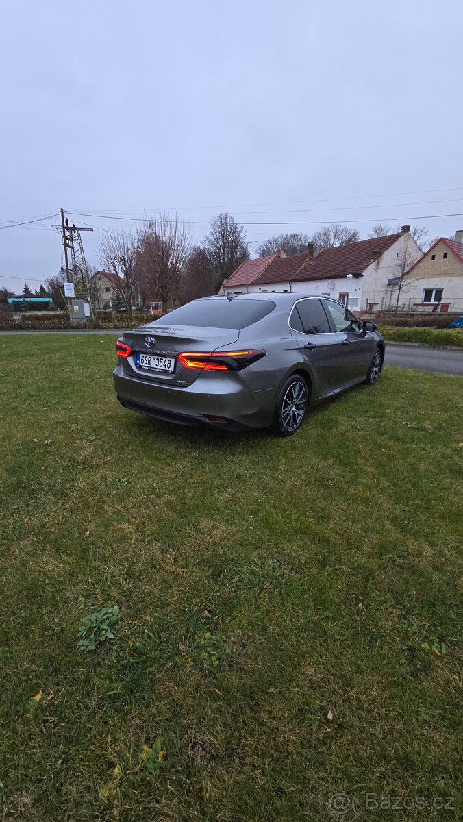 Prodám Toyota Camry Hybrit Executve - 5