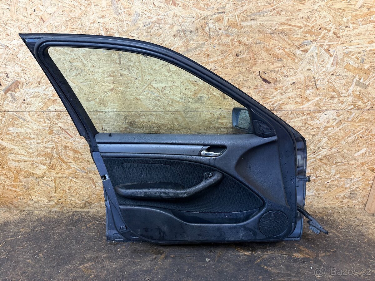 KOMPLETNÍ LEVÉ PŘEDNÍ DVEŘE BMW E46 PŘED.FACELIFT - 5