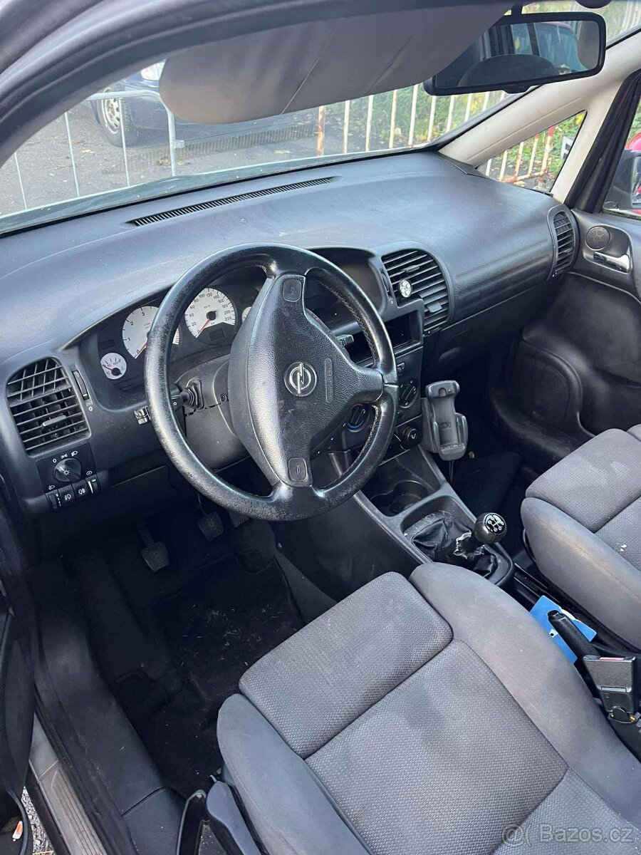 Opel Zafira 2.2 DTI - 5