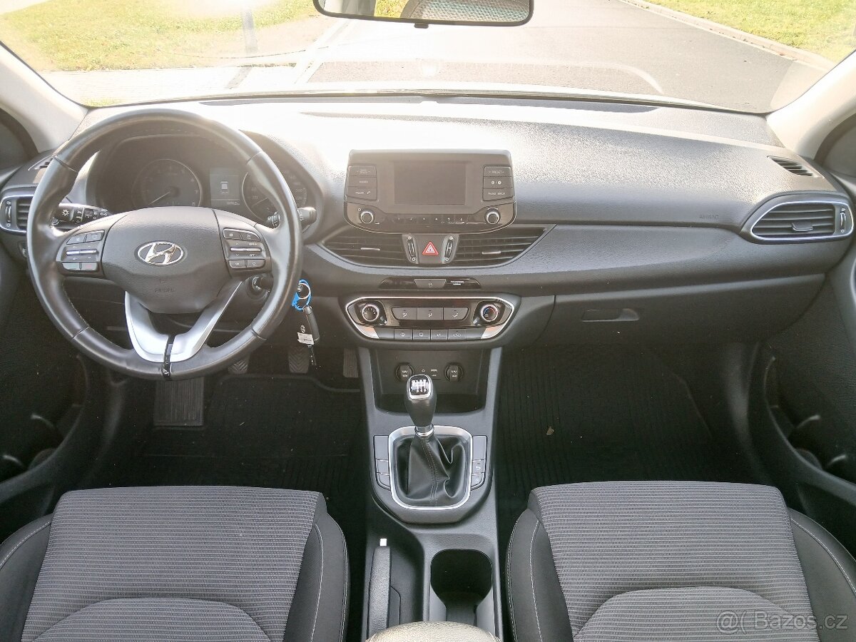 Hyundai i30 1.0T-GDI 88kW - 5