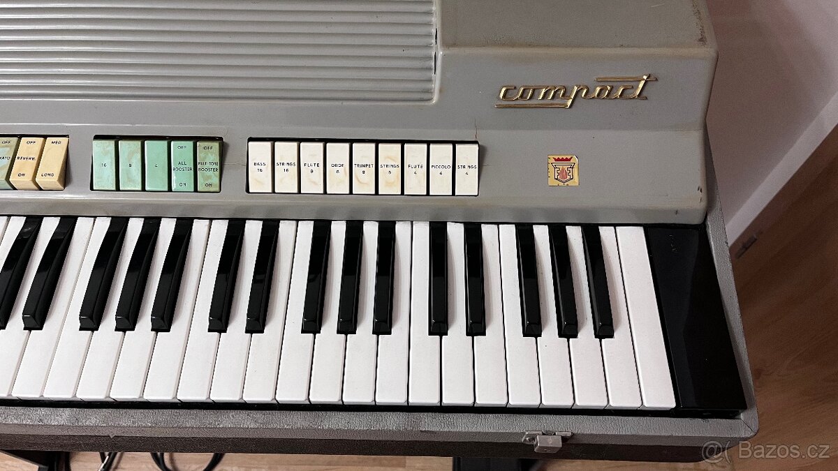 Farfisa Compact Combo Organ - 5