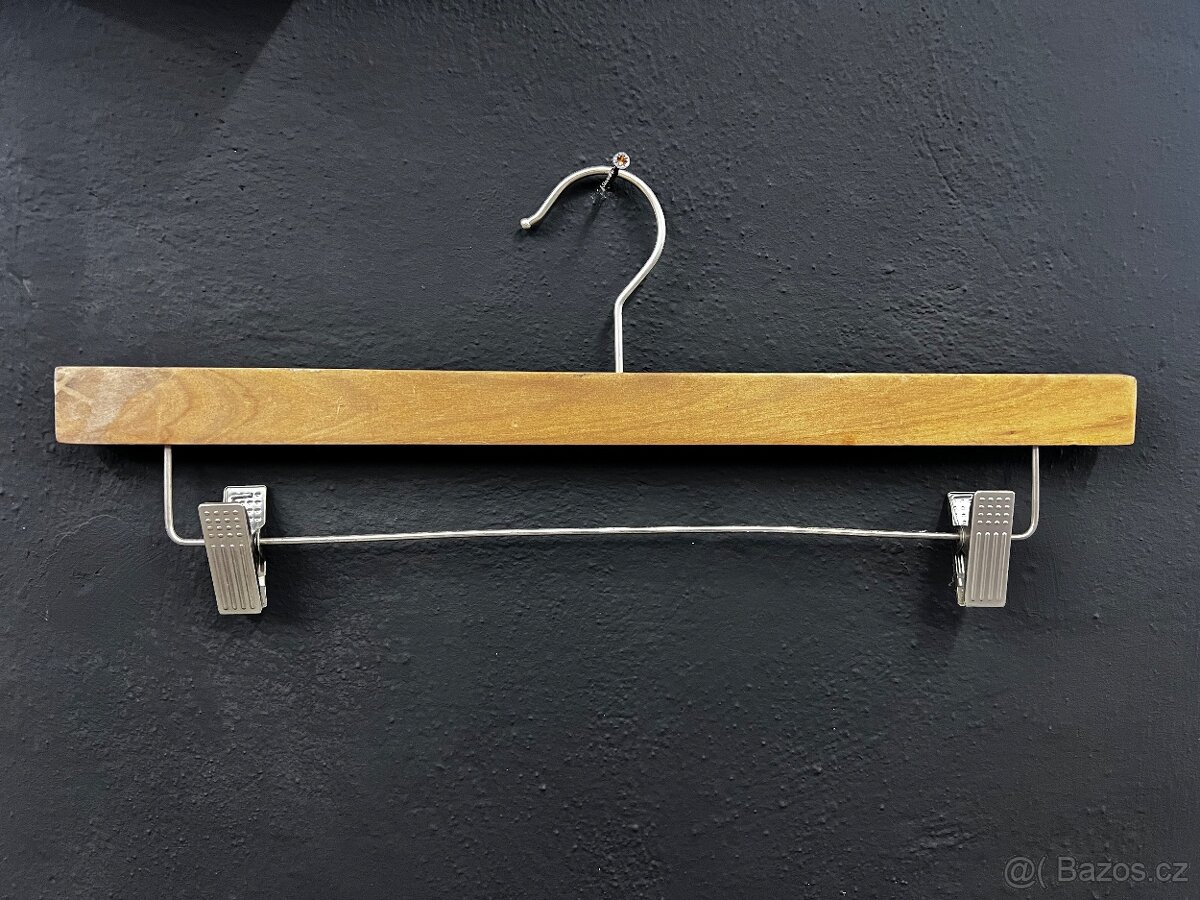 Dřevěná ramínka - 5