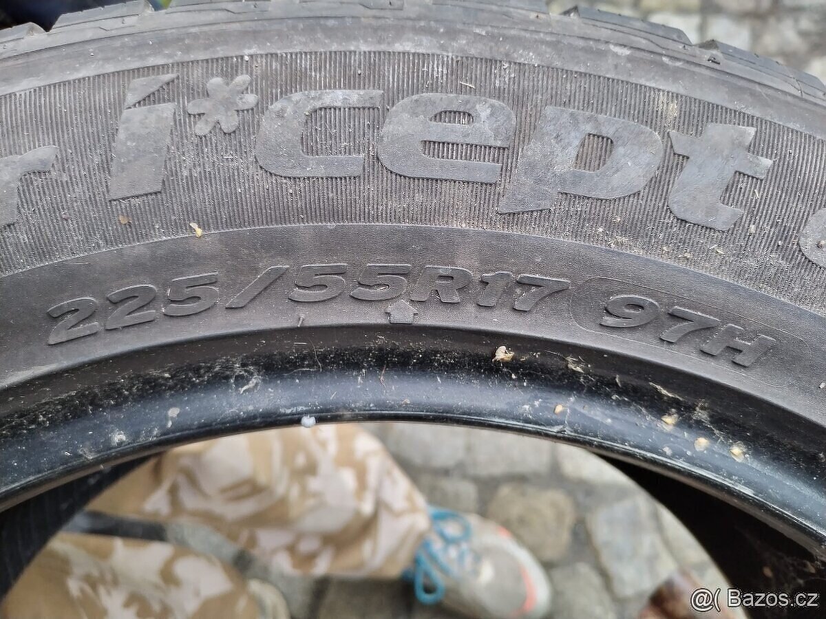 225/55/17 zimni pneu 225/55 R17 - 5