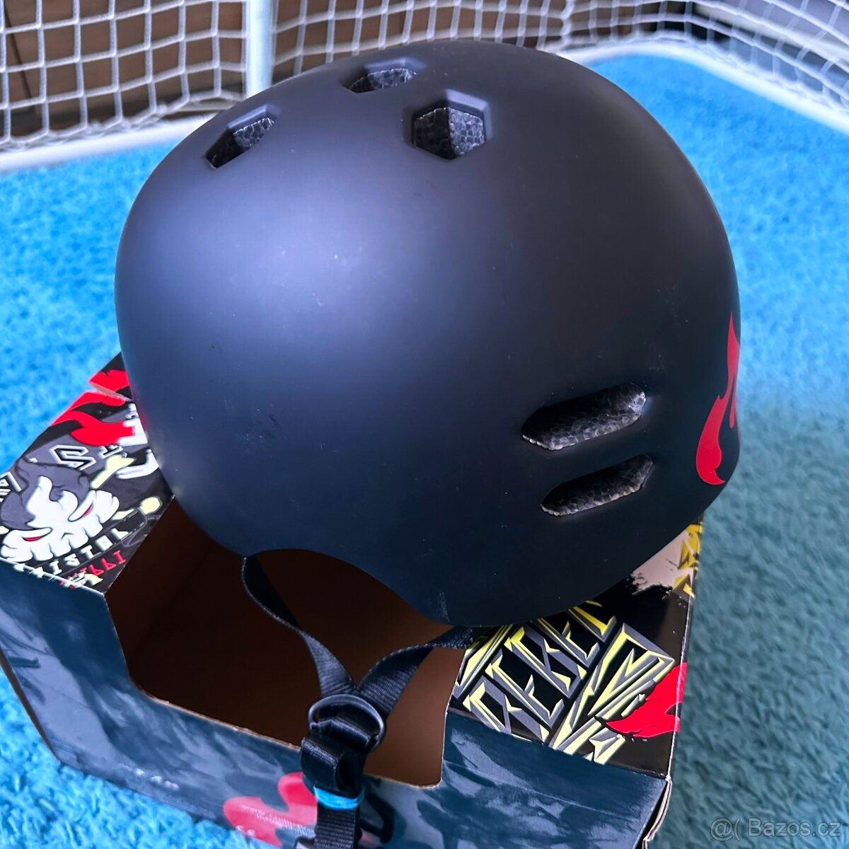 NOVÁ Chilli helma Inmold černá M (55-58 cm) - 5