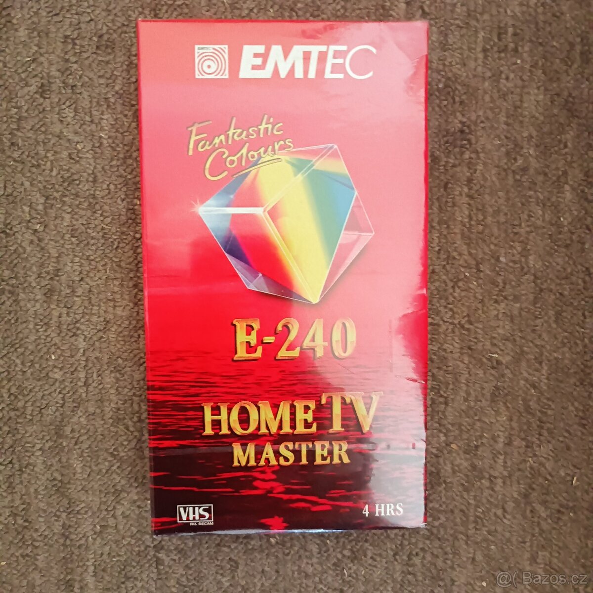 - - -Retro - - - - 5