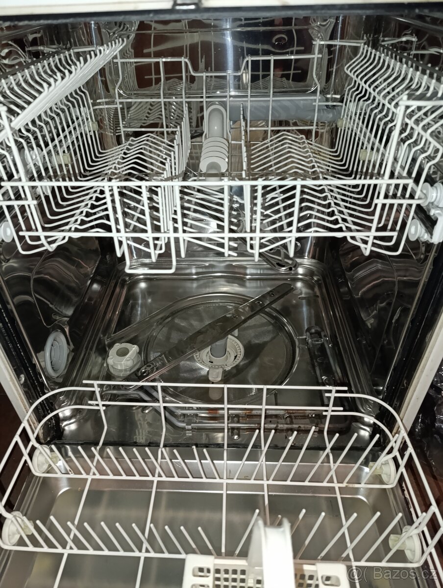 Myčka Electrolux - 5