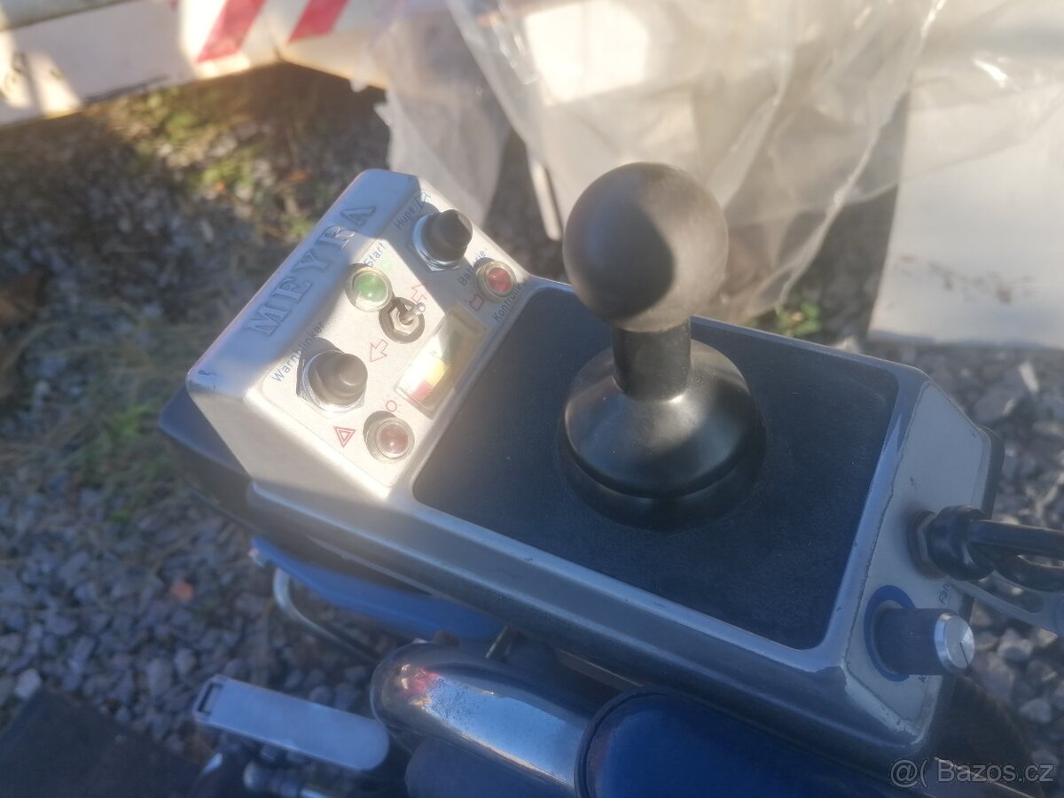 Elektricky invalidní retro vozik - 5