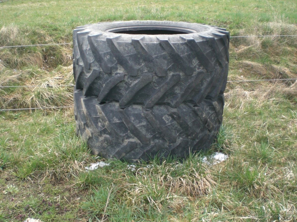 FORD 8770 - 5