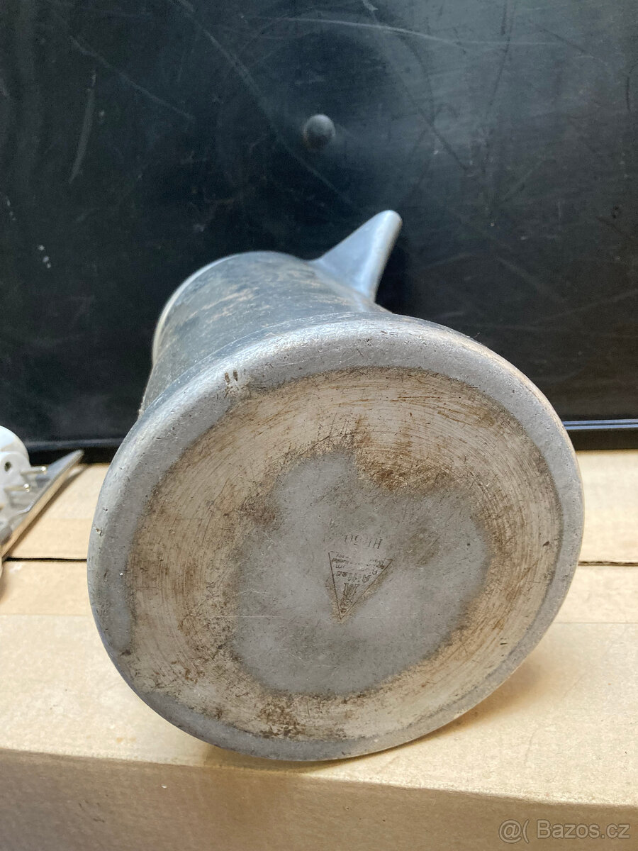 Konvice na vodu hlníková stará bytelná - 5