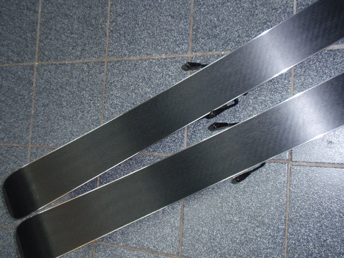 NASERVISOVANÉ 140 CM LYŽE CARVY ROSSIGNOL STAR WARS - 5