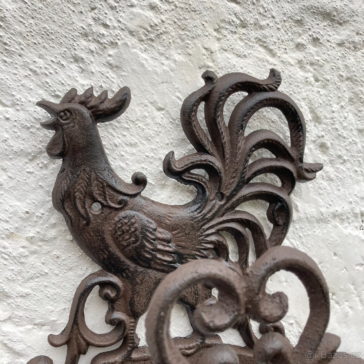 ZÁVĚSNÝ LITINOVÝ DRŽÁK NA ZAHRADNÍ HADICI S KOHOUTEM - 5