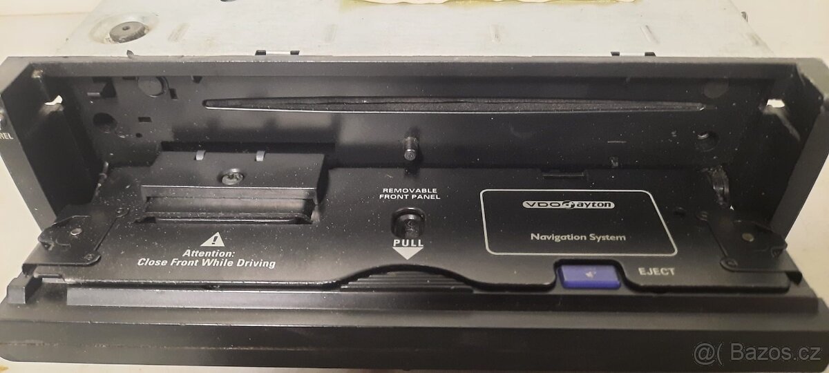 Autorádio Panasonic a VDO Dayton - 5