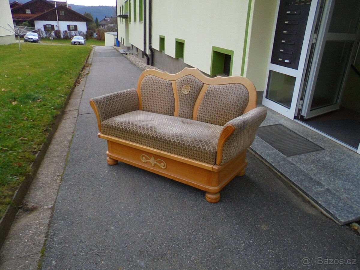 pohovka stylová, ůložný prostor - 5