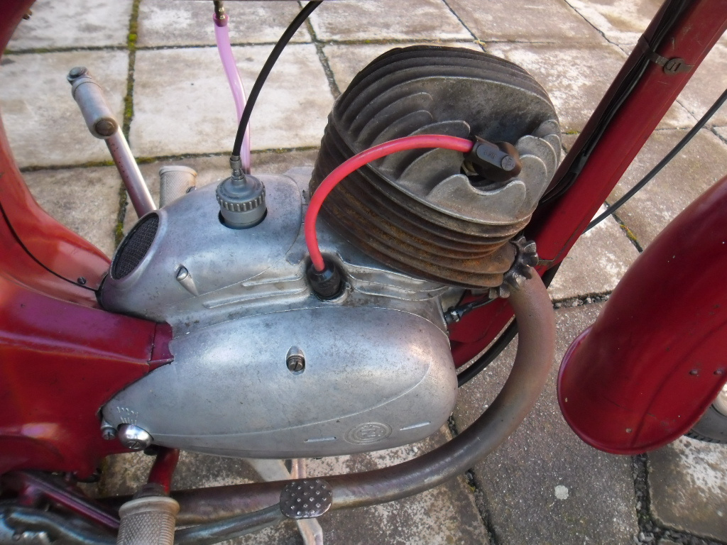 JAWA, ČZ 150 352 - 5