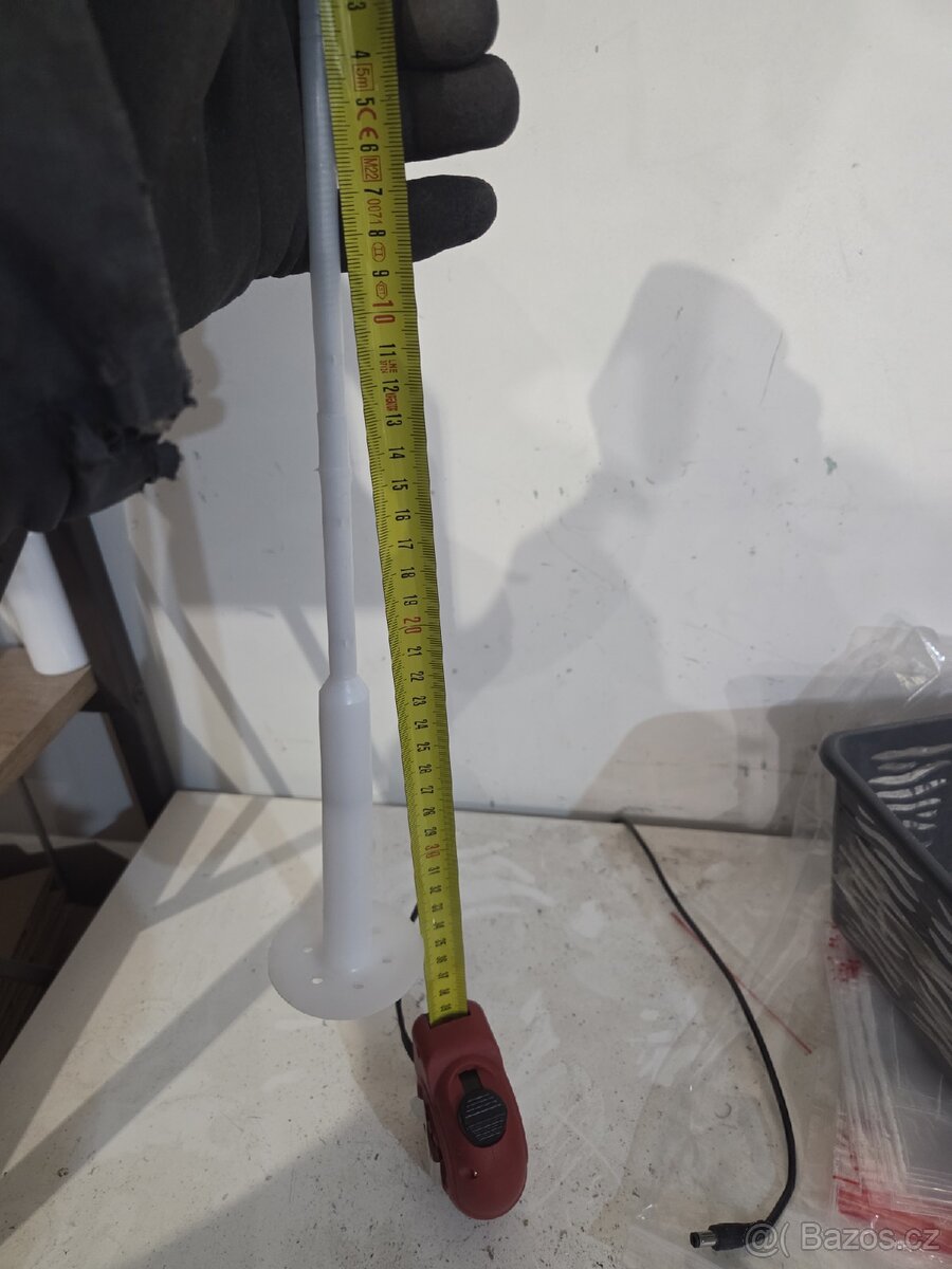 Hmoždinka 8x235 mm - 5