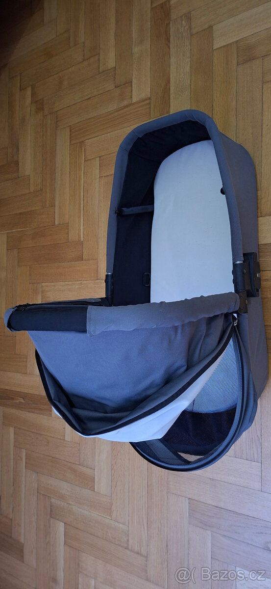 BRITAX-ROMER B-Motion 4 Plus + korbička - 5